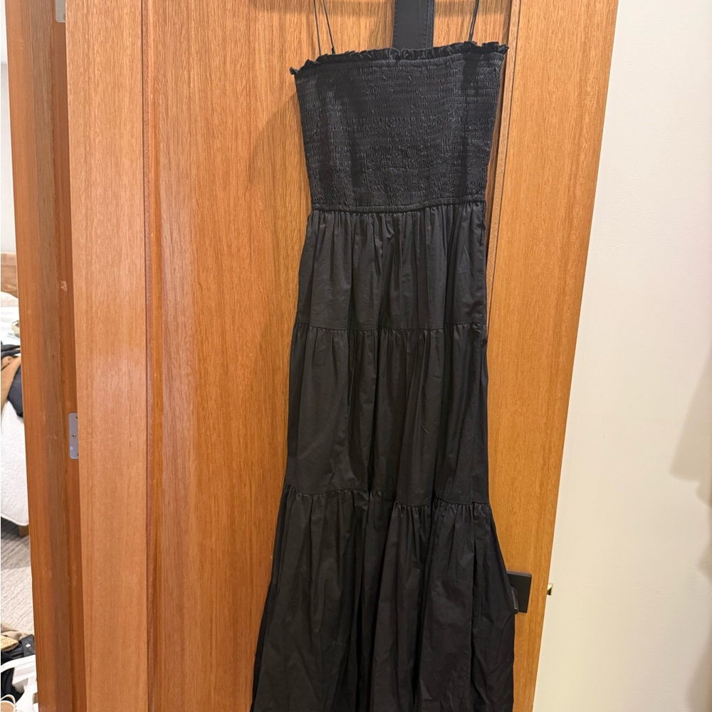 Elegant Black Strapless Maxi Dress